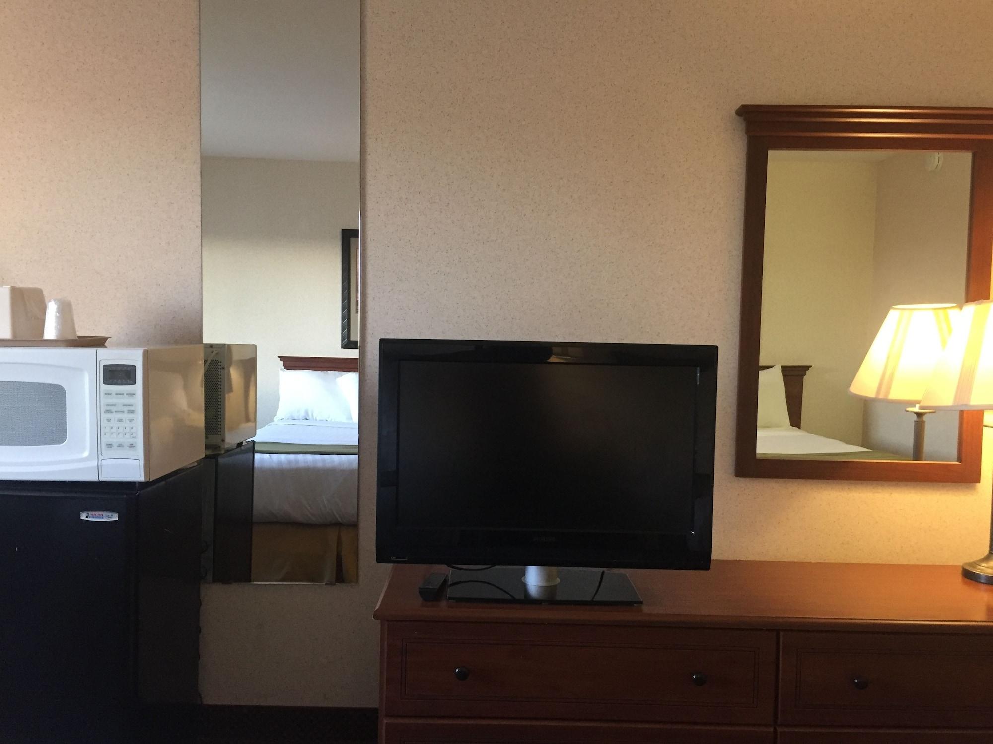 Quality Inn & Suites Уиллоус Экстерьер фото